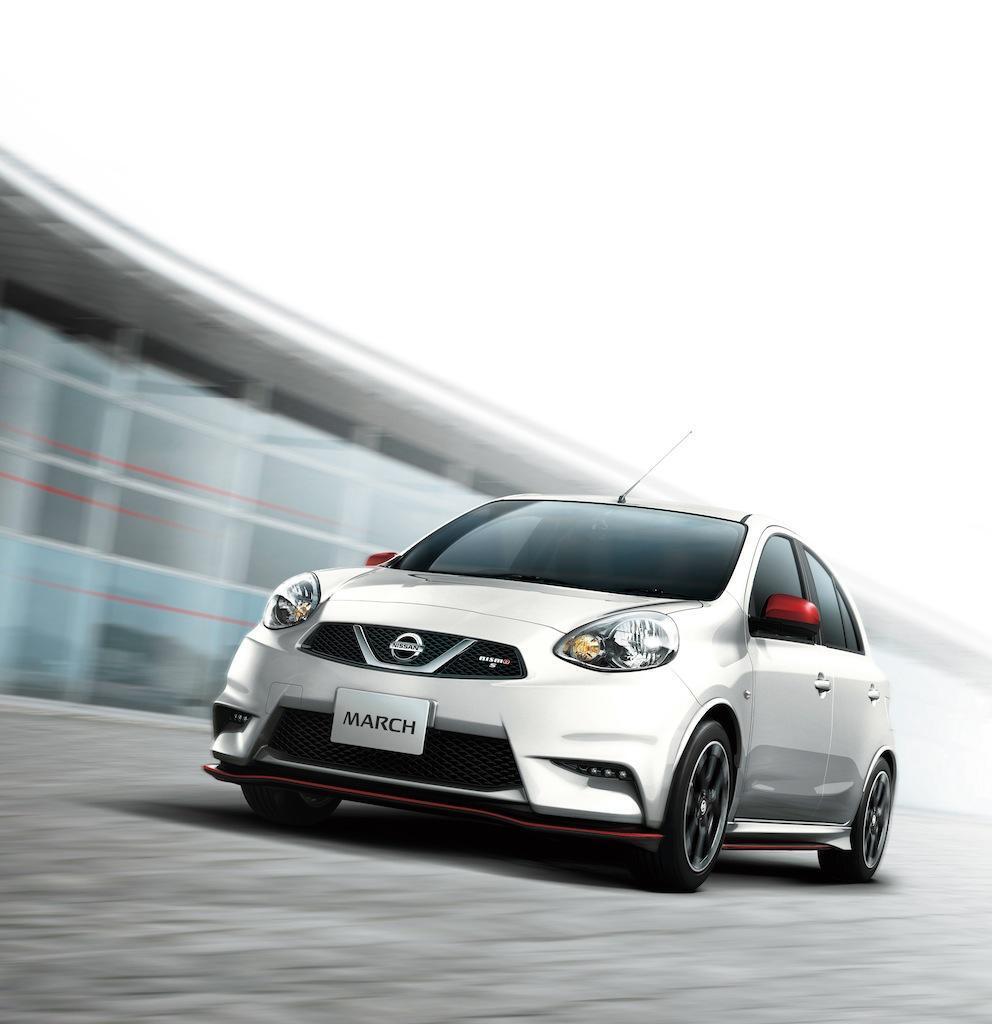 Nissan march nismo s